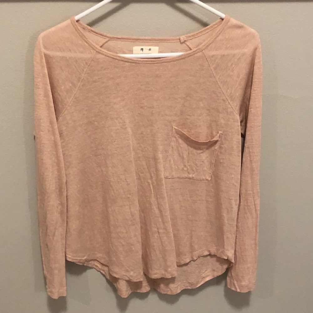 SUPER CUTE Madewell Asymmetrical bottom top